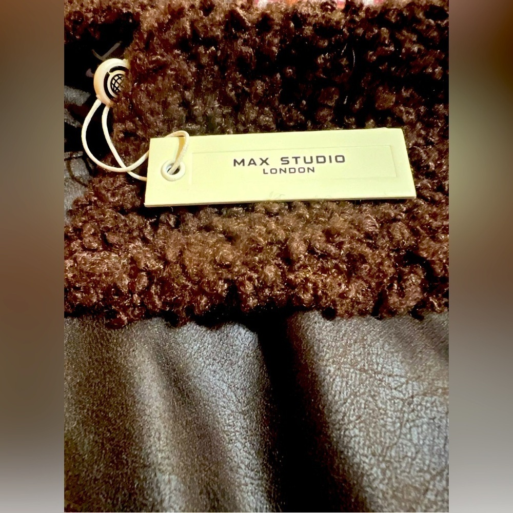 ‼️SOLD‼️MAX STUDIO CHOCOLATE BROWN LEATHERETTE BOMBER JACKET NWT - Picture 4 of 4